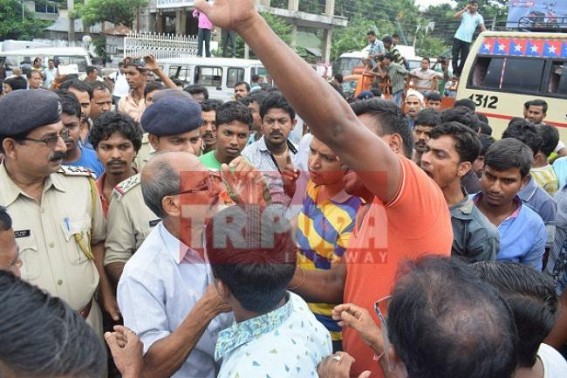 Attack on Bus : Drivers block road demanding arrest of attackers & security on roads   